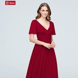 Bridesmaid dress in the color Apple. Only worn once.